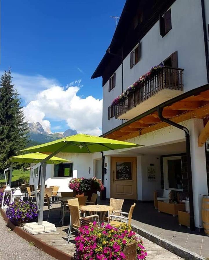 Ciasa Alpina Relax Hotel Moena Exterior photo